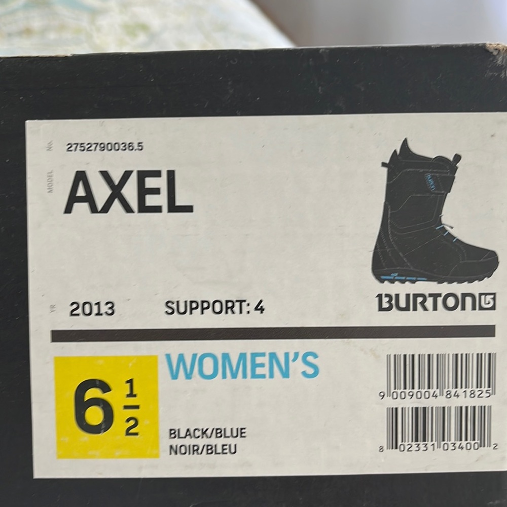 Women’s Axel Burton Snowboarding Boots